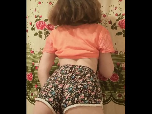 ❤️ Keçika ciwan a seksî li ber kamerayê kurtanên xwe ji xwe dike ❤❌ Tenê porno li me ku.wassell.ru ️❤