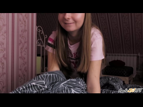 ❤️ Blondie BFF-ya xwe bi kûr dimije û di devê xwe de diqelişe ❤❌ Tenê porno li me ku.wassell.ru ️❤